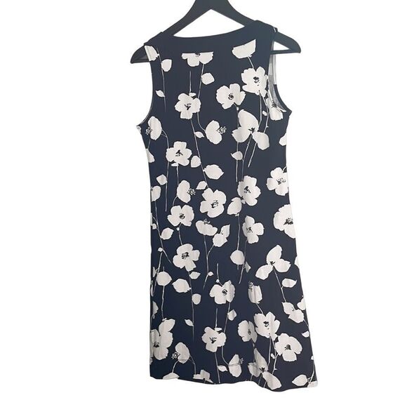 New York and Company XS Dress - Picture 2 of 6